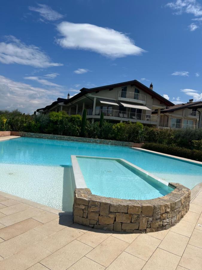 Casa Della Regina Lejlighed Sirmione Eksteriør billede