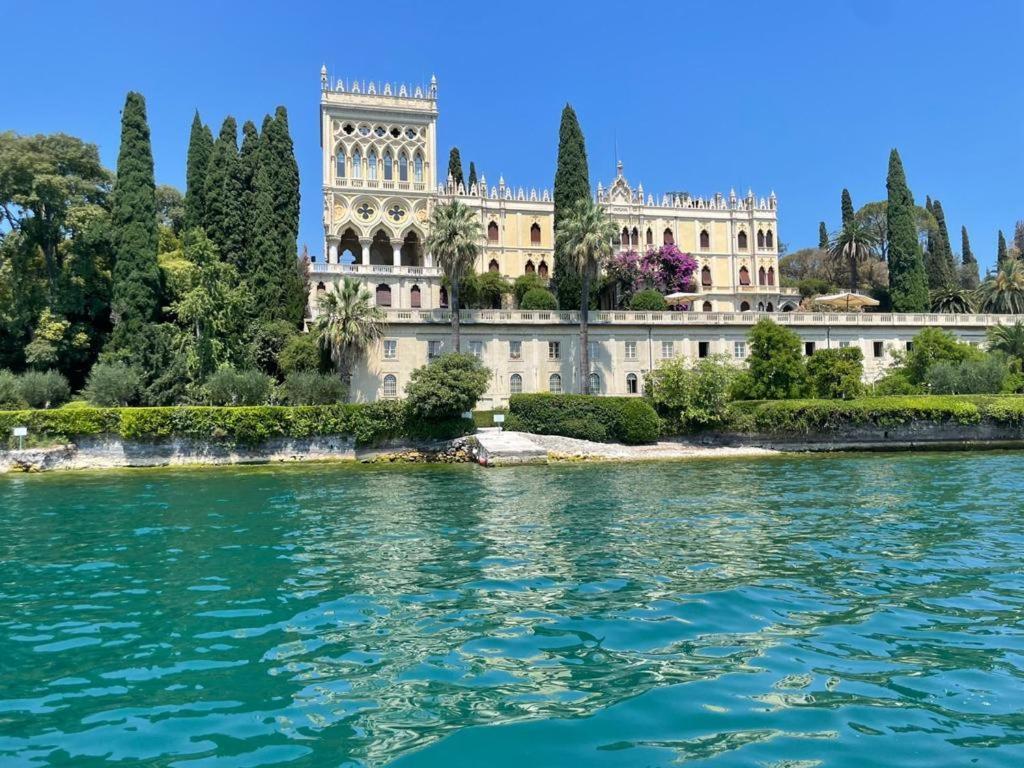 Casa Della Regina Lejlighed Sirmione Eksteriør billede