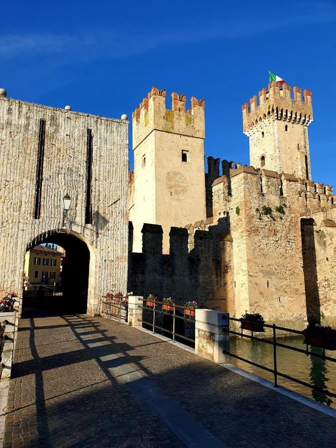 Casa Della Regina Lejlighed Sirmione Eksteriør billede