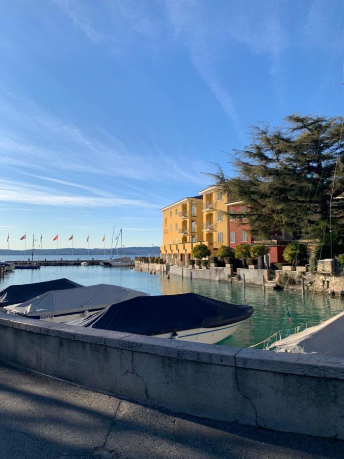 Casa Della Regina Lejlighed Sirmione Eksteriør billede